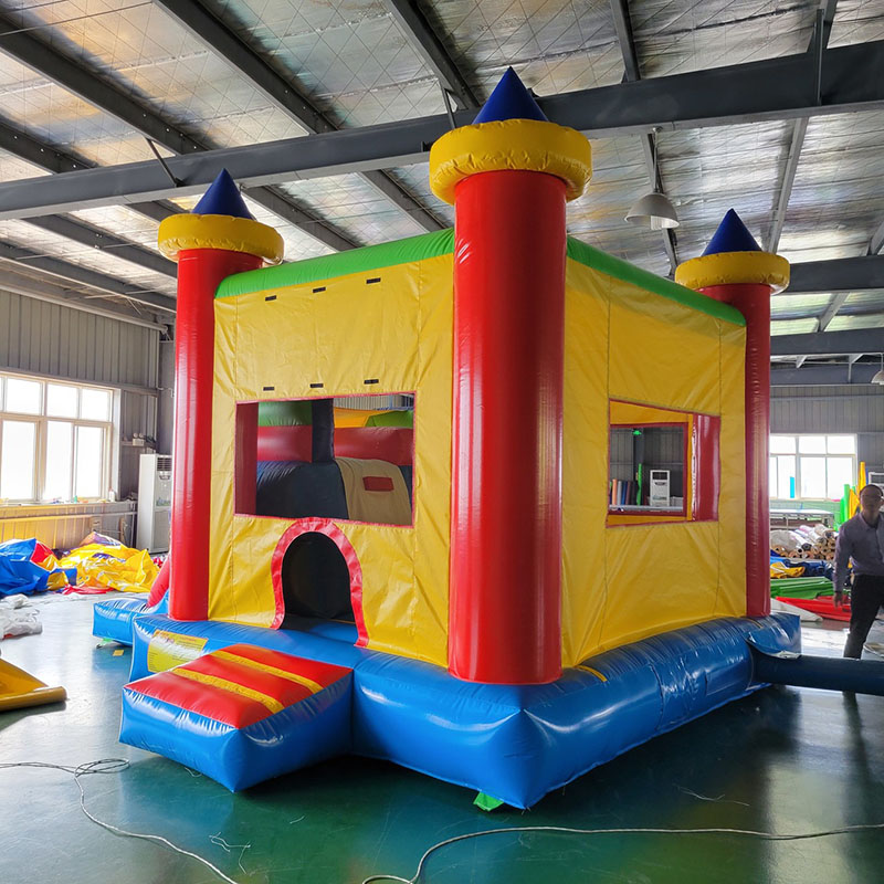 Dmuchany domek z zjeżdżalnią,  – Kids Outdoor Bounce House recenzja i cena